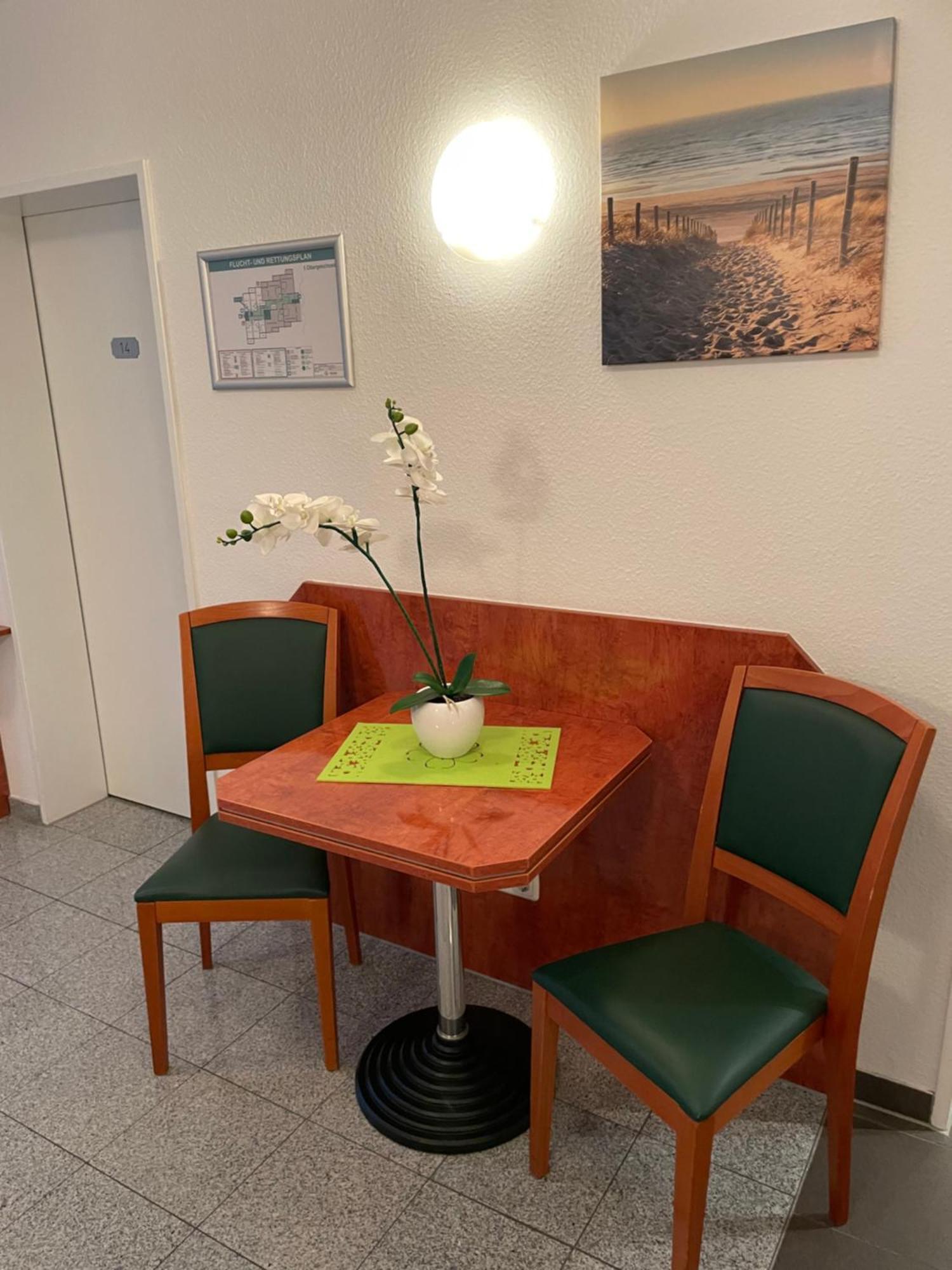 Hotel Merkenich Cologne Exterior photo